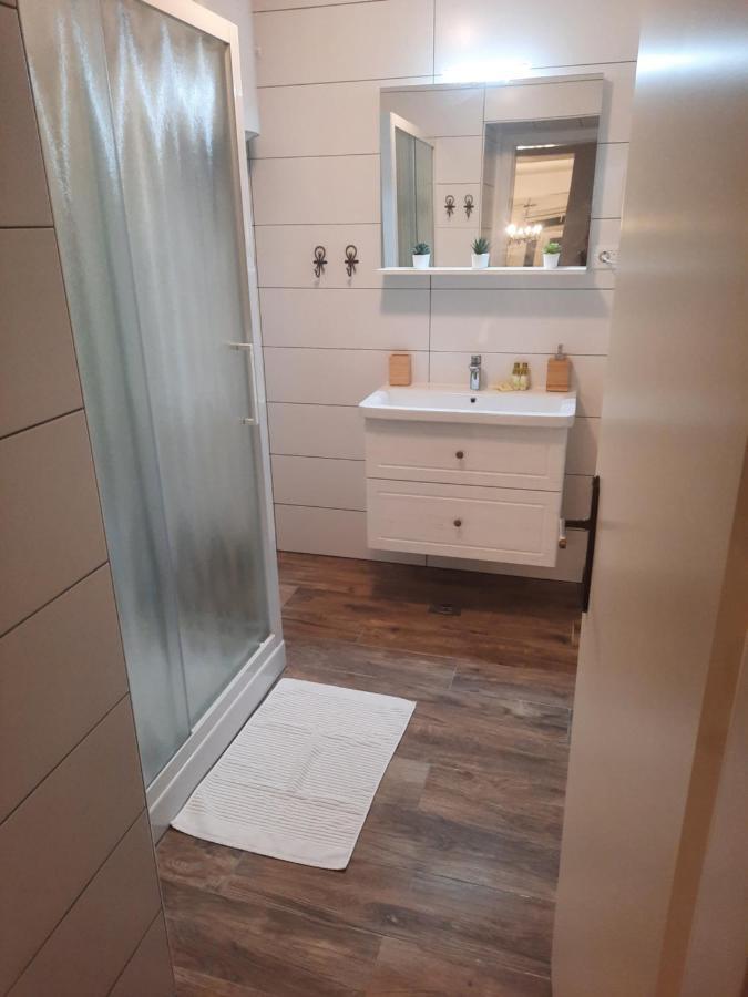 Old Town Rab Studio Apartment Раб Екстер'єр фото